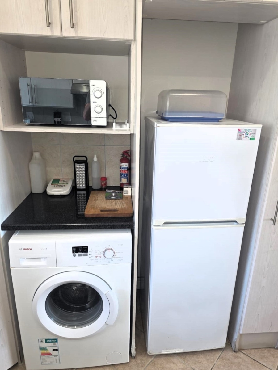 2 Bedroom Property for Sale in Jeffreys Bay Central Eastern Cape